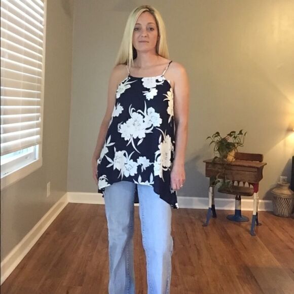 Blue White Floral Top Spaghetti… - Picture 5 of 8